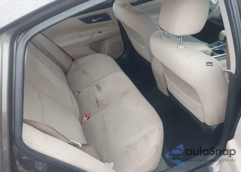 2015 Nissan Altima 2.5 S из США, поврежденный, VIN 1N4AL3AP9FC425528